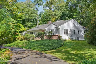 81 S Stonehedge Dr, Greenwich, CT 06831 - Photo 23