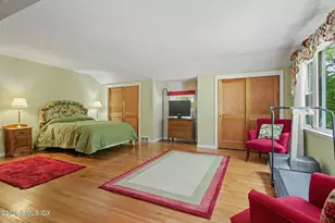 81 S Stonehedge Dr, Greenwich, CT 06831 - Photo 9