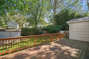 27 Sachem Ln, Greenwich, CT 06830 - Photo 5