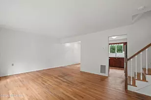 66 Mary Ln, Greenwich, CT 06878 - Photo 5