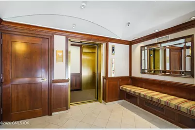 1 Milbank Avenue #1H, Greenwich, CT 06830 - Photo 3
