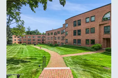 1 Milbank Avenue #1H, Greenwich, CT 06830 - Photo 1
