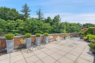 1 Milbank Ave, Greenwich, CT 06830 - Photo 43