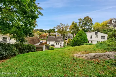 7 Idlewild, Greenwich, CT 06830 - Photo 5