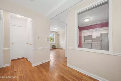 52 Lafayette Place #APT 2B, Greenwich, CT 06830 - Photo 3