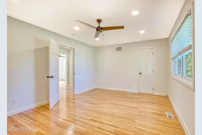328 Booth Place #4, Greenwich, CT 06830 - Photo 13