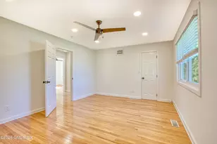 328 Booth Pl, Greenwich, CT 06830 - Photo 13