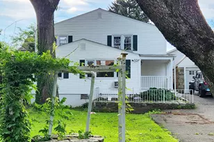 32 Fox Ln, Greenwich, CT 06830 - Photo 1