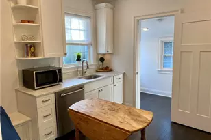 84 E Putnam Ave, Greenwich, CT 06807 - Photo 9