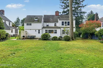 17 Knoll Street, Greenwich, CT 06878 - Photo 3