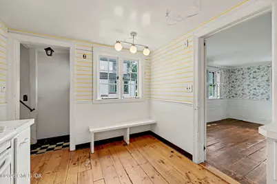 17 Knoll Street, Greenwich, CT 06878 - Photo 11