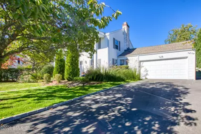 7 W Crossway, Old Greenwich, CT 06870 - Photo 19