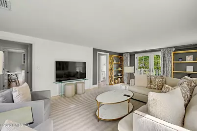 12 Grimes Road, Old Greenwich, CT 06870 - Photo 5