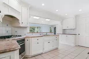 47 Winthrop Dr, Greenwich, CT 06878 - Photo 15