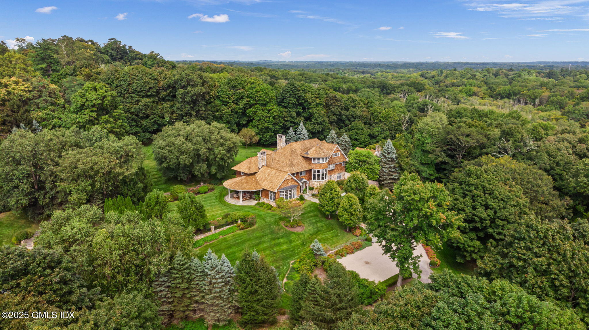 65 Hunting Ridge Rd, Greenwich, CT 06831 - MLS 122038 - Coldwell Banker