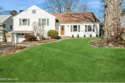 19 Bayside Terrace, Greenwich, CT 06878 - Photo 1