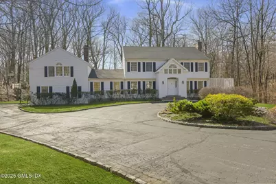 10 Nutmeg Drive, Greenwich, CT 06831 - Photo 1