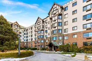 47 Lafayette Pl, Greenwich, CT 06830 - Photo 1