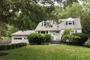 32 Mary Ln, Greenwich, CT 06878 - Photo 1