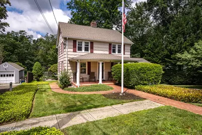 5 Hunter Street, Old Greenwich, CT 06870 - Photo 1