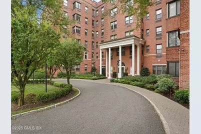 40 W Elm Street #1M, Greenwich, CT 06830 - Photo 1