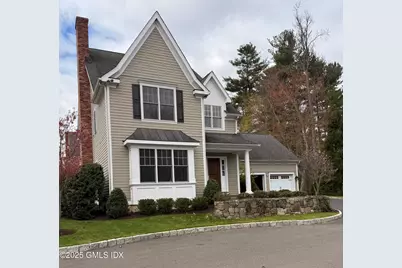 88 Clubhouse Drive, Stamford, CT 06902 - Photo 1