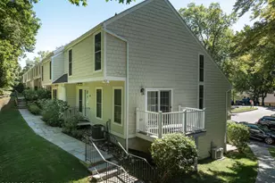 223 Weaver St, Greenwich, CT 06831 - Photo 1