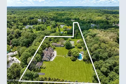 577 Round Hill Road, Greenwich, CT 06830 - Photo 1