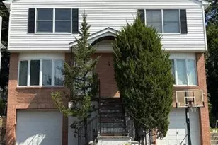 32 Decatur St, Greenwich, CT 06807 - Photo 1