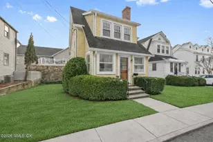 3 Bolling Pl, Greenwich, CT 06830 - Photo 1