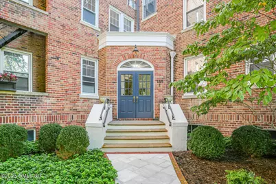 169 Mason Street #1D, Greenwich, CT 06830 - Photo 1