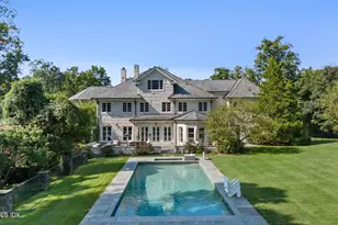 44 Hunting Ridge Rd, Greenwich, CT 06831 - Photo 1