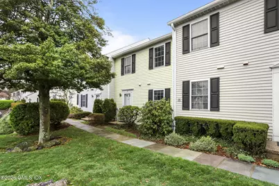 33 Talbot Lane #4, Greenwich, CT 06830 - Photo 1