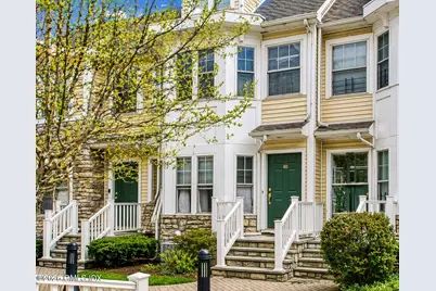 39 Maple Tree Avenue #40, Stamford, CT 06906 - Photo 1