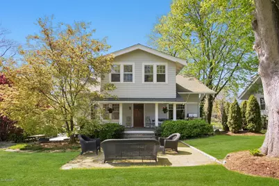 17 Ballwood Road, Old Greenwich, CT 06870 - Photo 1
