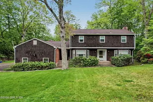 45 Carriage Dr Sout, Stamford, CT 06902 - Photo 1