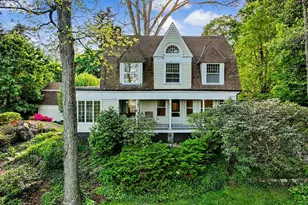 46 Hillside Dr, Greenwich, CT 06830 - Photo 1