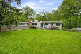330 Cognewaugh Rd, Greenwich, CT 06807 - Photo 1