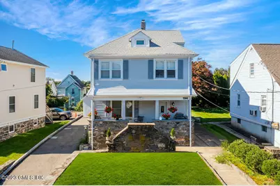 194 Hamilton Avenue #1st Floor, Greenwich, CT 06830 - Photo 1