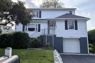 20 Hawthorne St, Greenwich, CT 06831 - Photo 1