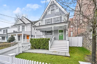 13 Grigg Street, Greenwich, CT 06830 - Photo 1