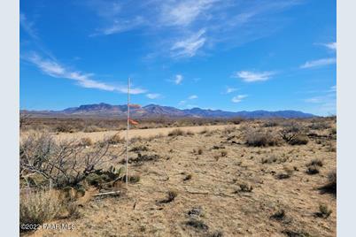 44 W Traveler Way, Congress, AZ 85332 - Photo 1