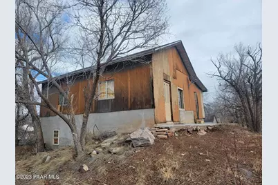 268 W Park Avenue, Ash Fork, AZ 86320 - Photo 5