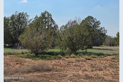 2020 W Rincon Drive, Ash Fork, AZ 86320 - Photo 1