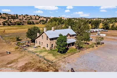 4820 E Perkinsville Road, Seligman, AZ 86337 - Photo 5