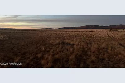 303-05-153 Parcel J, Paulden, AZ 86334 - Photo 13