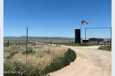 303-05-153 Parcel J, Paulden, AZ 86334 - Photo 3