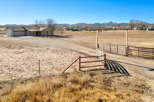 2725 W Bayberry Dr, Paulden, AZ 86334 - Photo 25