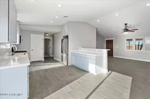 2725 W Bayberry Dr, Paulden, AZ 86334 - Photo 9