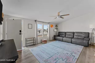 266 W Gompers Circle, Morristown, AZ 85342 - Photo 13